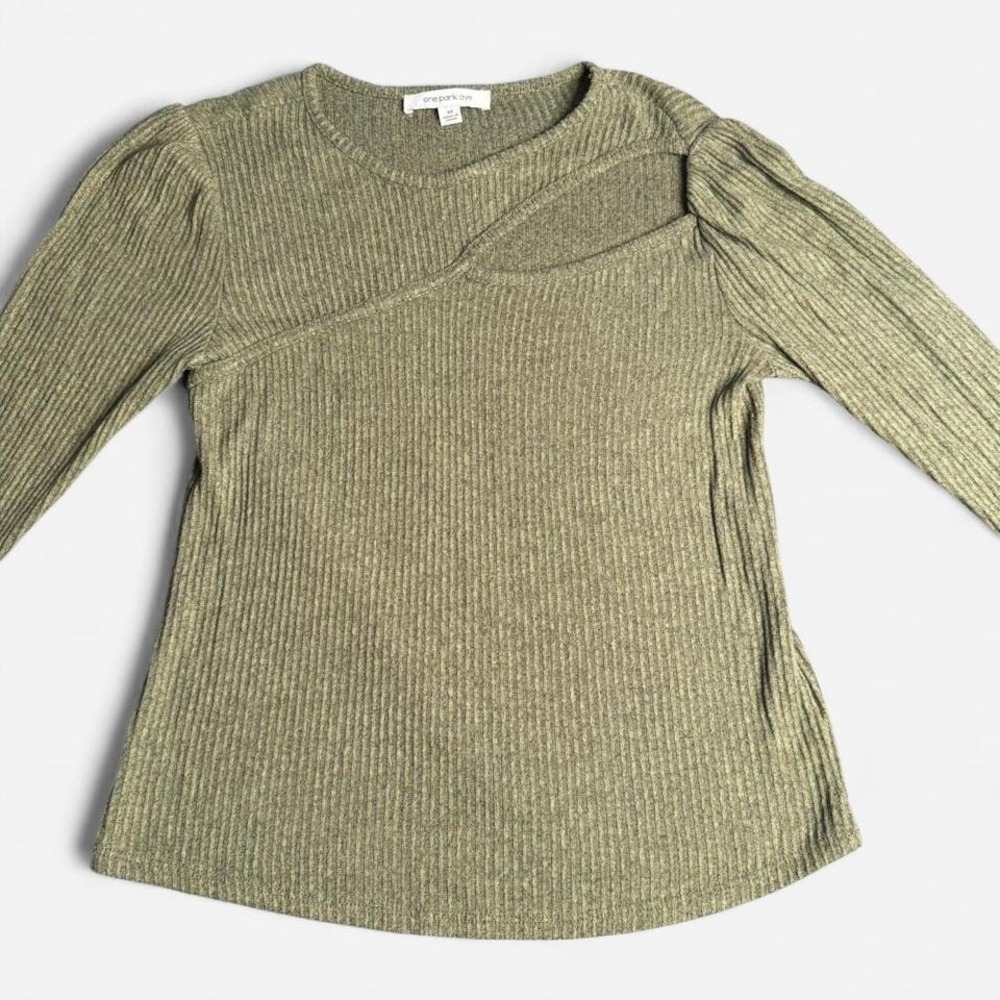 Olive green long sleeve cut out top, Medium